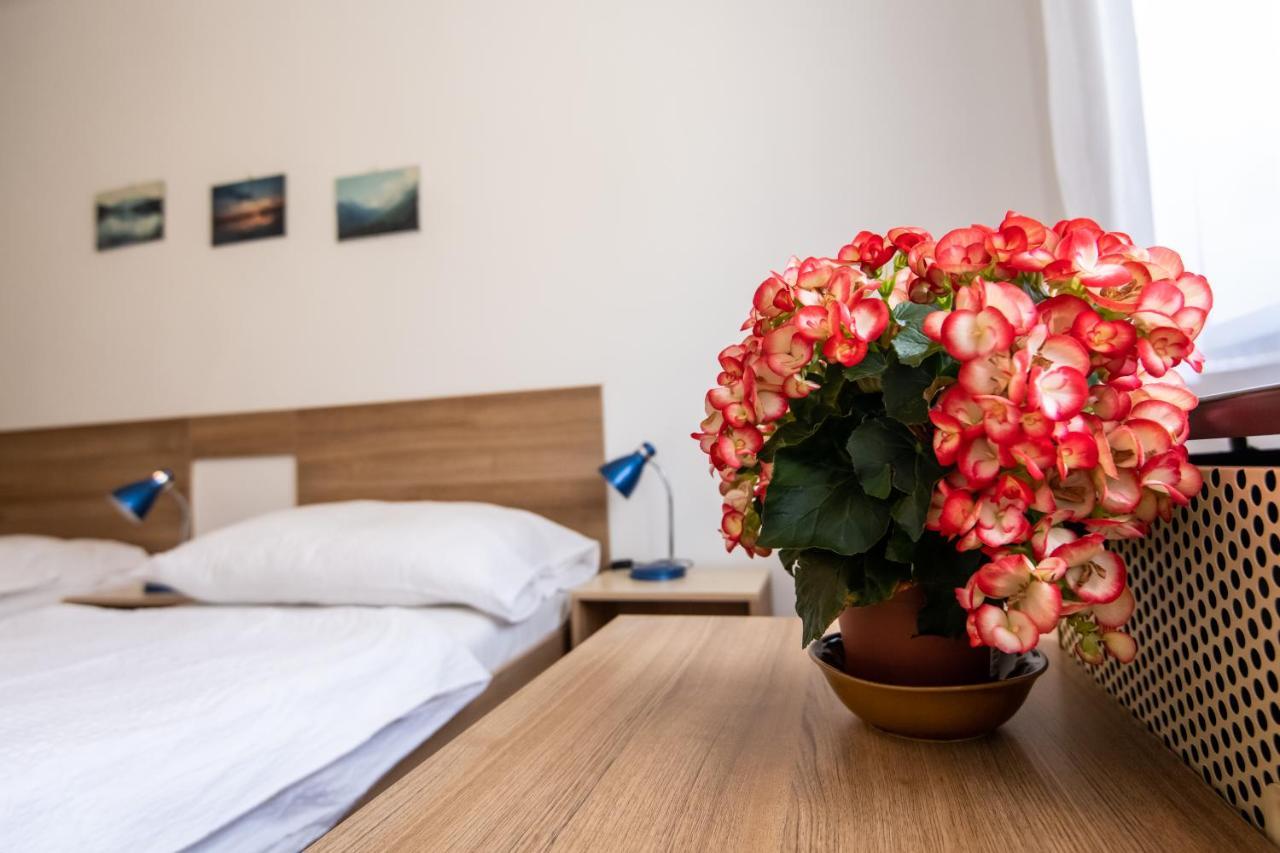 Kis Janos Apartman Sopron Extérieur photo